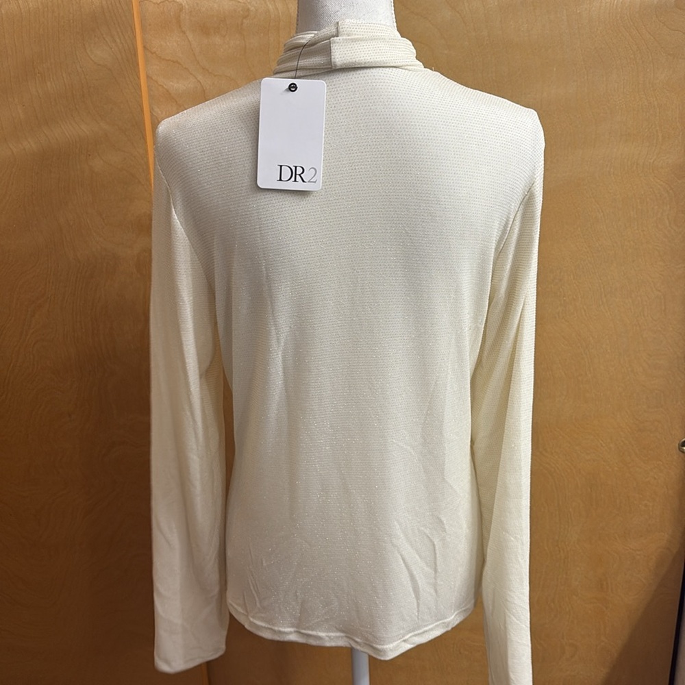 FLAWED NWT DR2 Long Sleeve Turtleneck With Gold Dots Size L - Picture 6 of 14